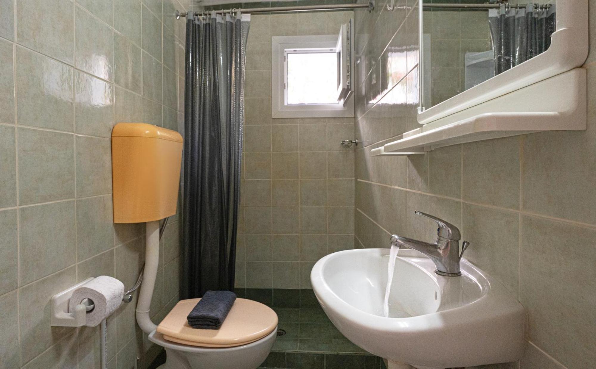 Orange Room Adamantas  Екстериор снимка